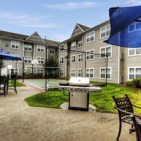 Residence Inn Boston Фоксборо Экстерьер фото