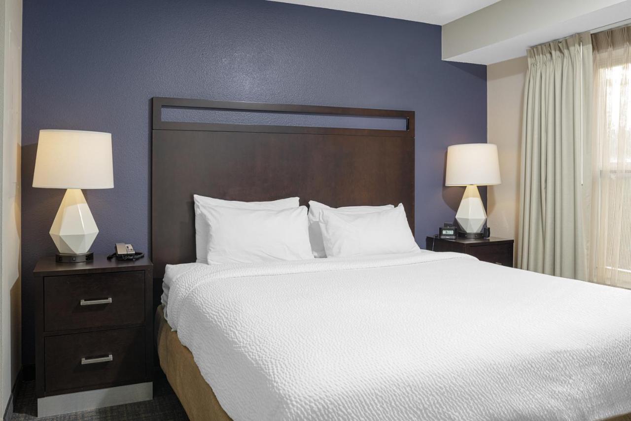 Residence Inn Boston Фоксборо Экстерьер фото