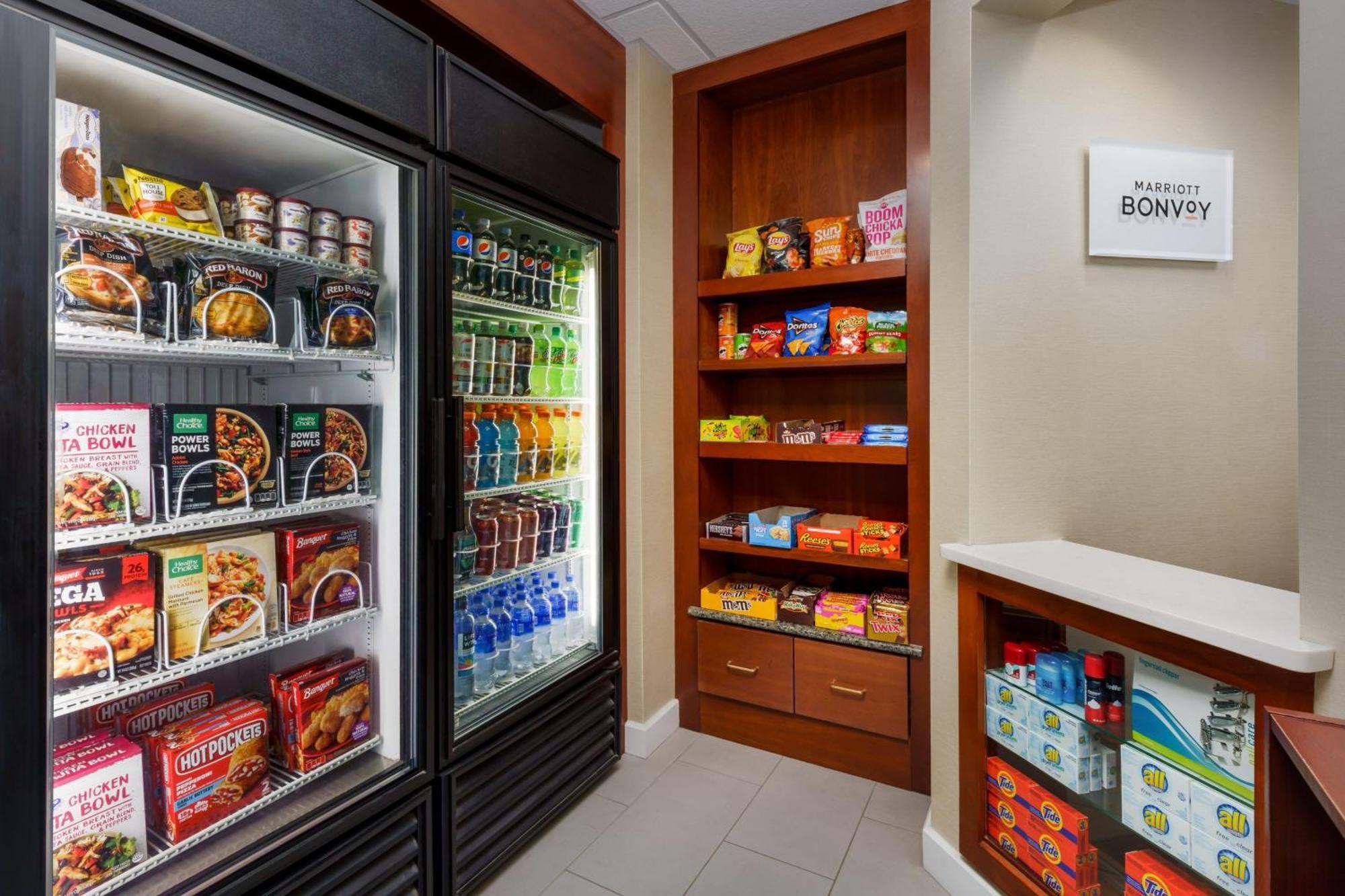 Residence Inn Boston Фоксборо Экстерьер фото
