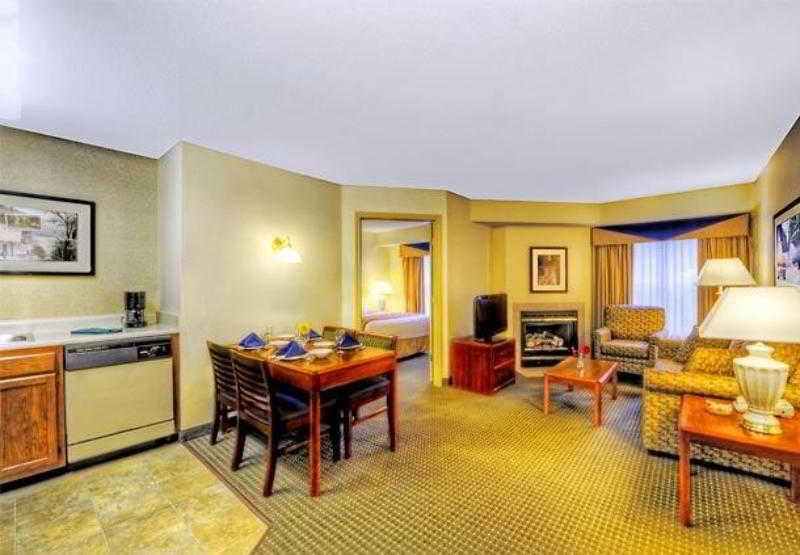Residence Inn Boston Фоксборо Экстерьер фото