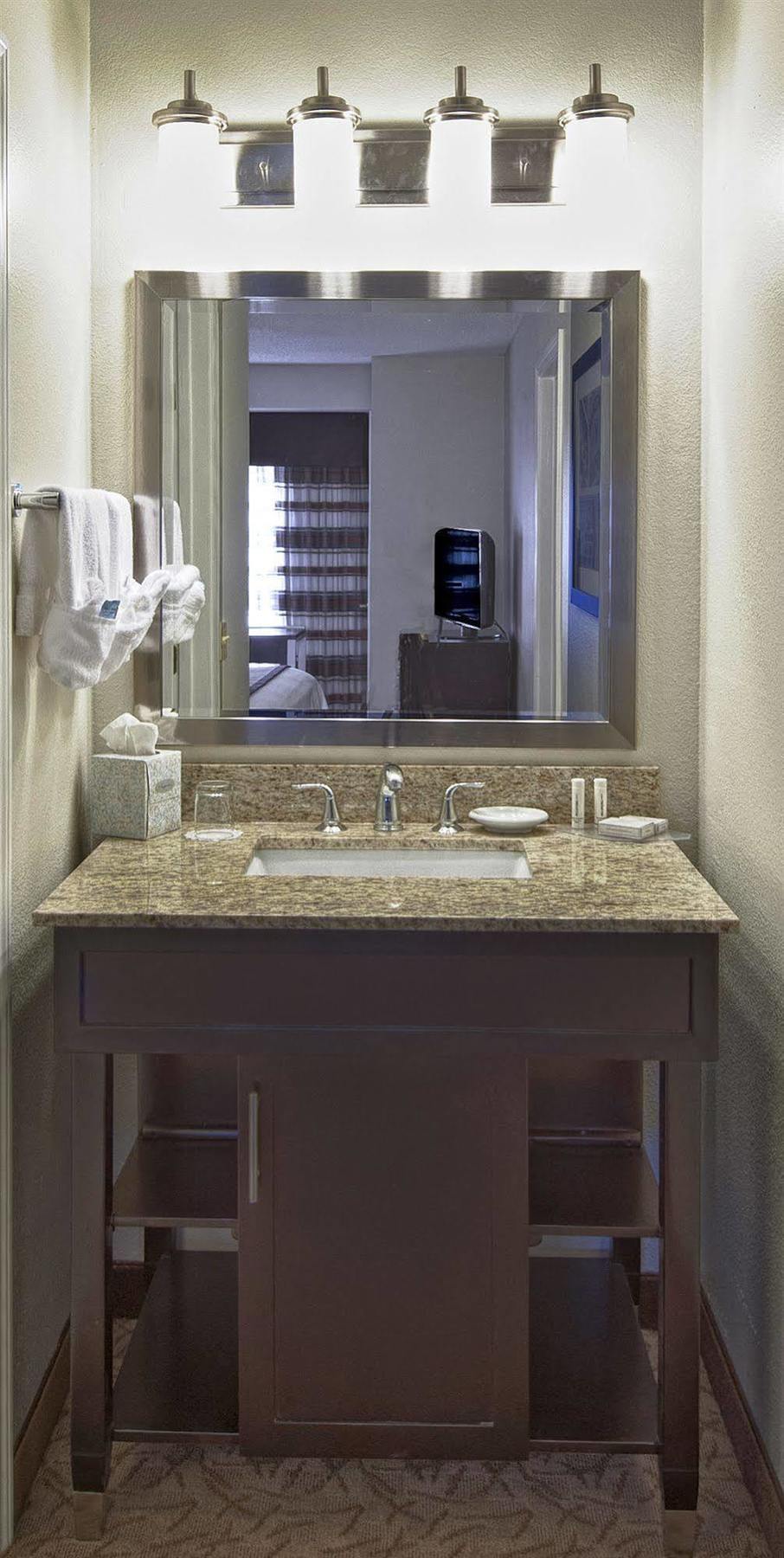 Residence Inn Boston Фоксборо Экстерьер фото